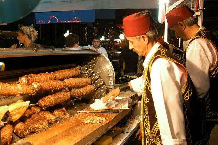 Dünyanın en iyi mutfakları listesi tartışmaya neden olmuştu: Son liste yine olay oldu! Kokoreç Türk mü yoksa Yunan lezzeti mi?