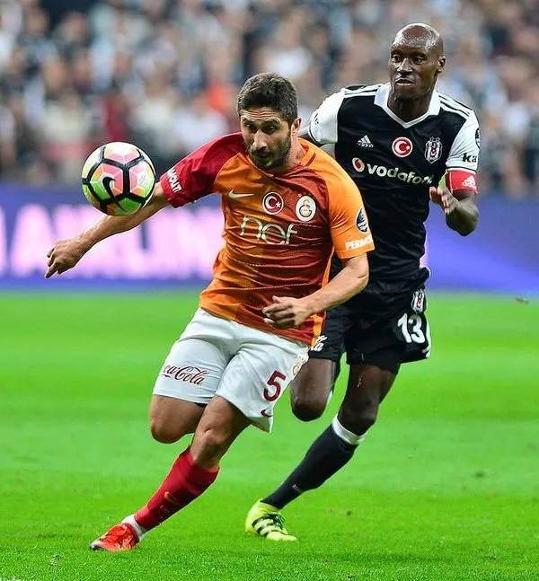 Sneijder ve Quaresma kavga eder