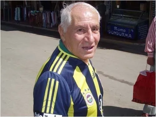 Lefter'in ölümü twitter'da yankılandı