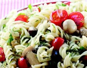 Mantarlı ve Sebzeli Makarna