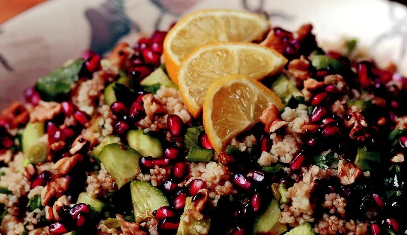 Narlı Bulgur Salatası
