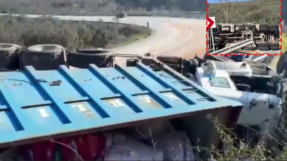 Bursa’da feci kaza! Metrelerce savrulan araç bariyerlere ok gibi saplandı: Yaralılar var Bursa’da feci kaza! Metrelerce savrulan araç bariyerlere ok gibi saplandı: Yaralılar var