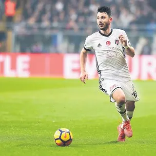 Tolgay 3 milyon Euro'ya Kanarya oldu