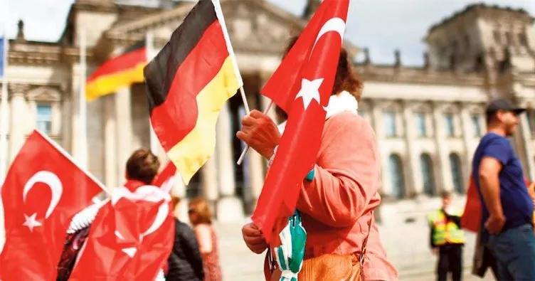 Almanyalı Türkler Türkofobiden şikâyetçi