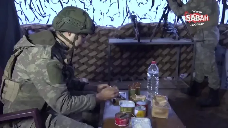 Mehmetçik iftarını böyle açtı | Video