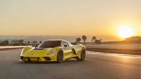 Dünya hız rekorunu kıran otomobil: Hennessey Venom F5