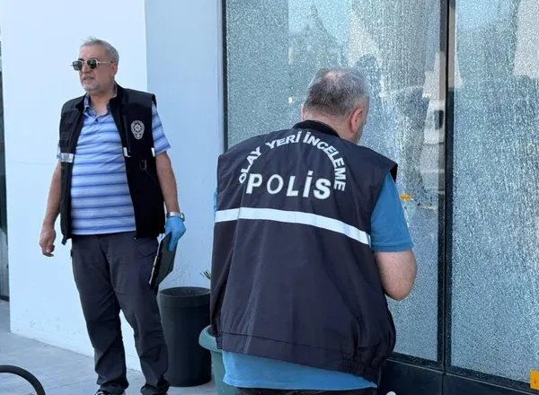 antalyada-ford-otokoc-yetkili-servisine-saldirilanlar-yakalandi-1780864436602.jpg