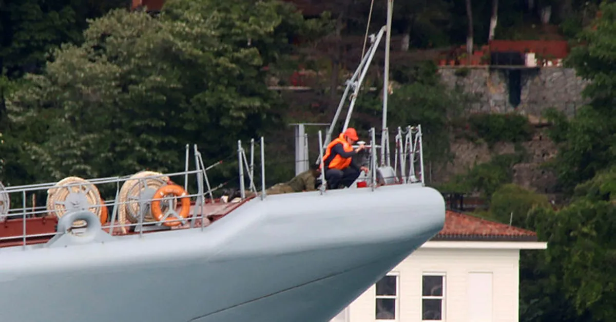 rus savas gemisi azov istanbul bogazi