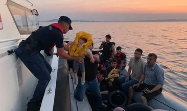 Ayvalık’ta Türk karasularına itilen 37 göçmen kurtarıldı