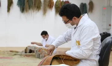 Dolmabahçe Sarayı’nın 119 yıllık 1 tonluk halısı restore ediliyor