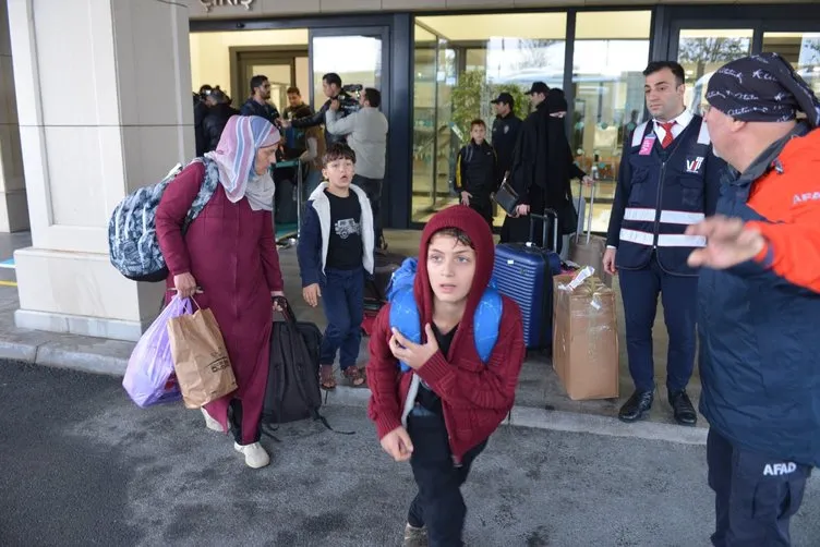 Gazze’den tahliye edilen 44 Türk İstanbul’da: Düğün için gittikleri Gazze’de savaşa yakalandılar
