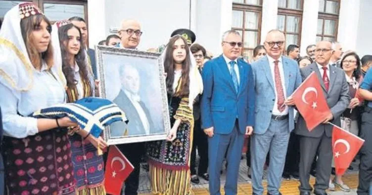 Atatürk’ün Manisa’ya gelişi kutlandı