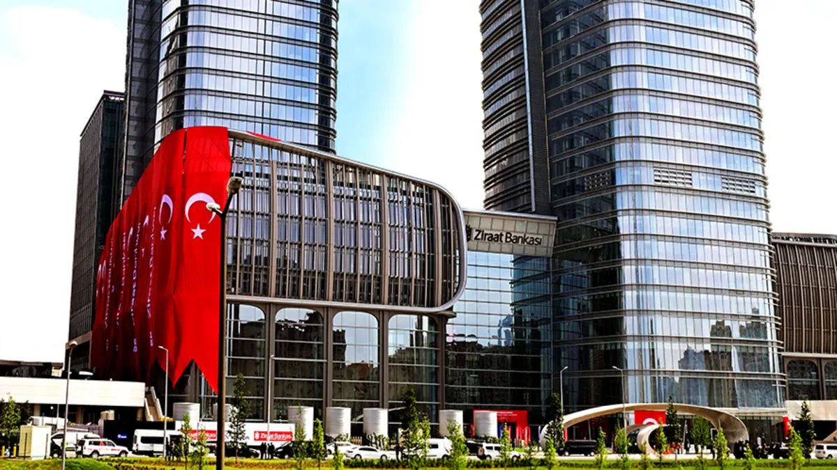Ziraat Bankası İklim Geçiş Yol Haritası’nı Açıkladı Ziraat Bankası İklim Geçiş Yol Haritası’nı Açıkladı