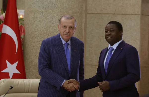 fransizlarin-gozu-turkiyenin-uzerinde-afrikadaki-nufuzlari-giderek-artiyor-1643375557274.jpg Fransızların gözü Türkiye’nin üzerinde! ‘Afrika’daki nüfuzları giderek artıyor’