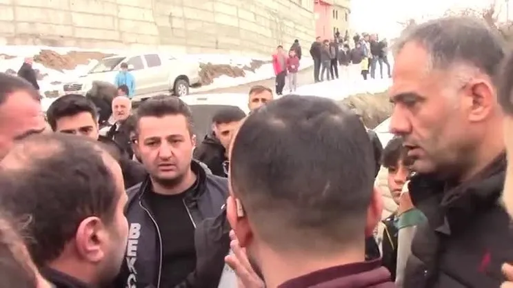 Hakkâri’de polislere skandal hakaret!