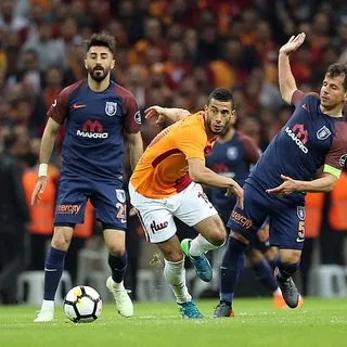 CANLI | Galatasaray - Medipol Başakşehir