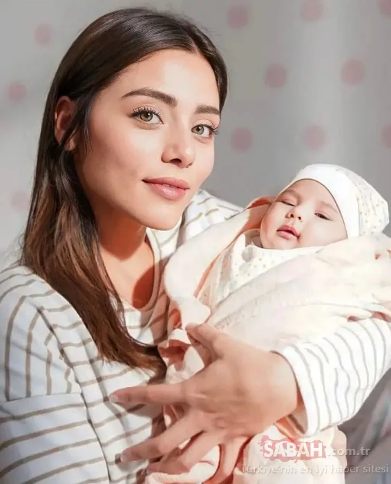 Kızılcık Şerbeti’nin en miniği Alya Kichkinaeva annesiyle gezmelerde! Cemre bebeğin gerçek annesini gördünüz mü? Bakın kim çıktı!