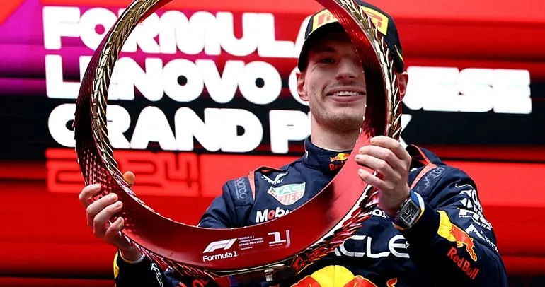 Çin’de kazanan Verstappen oldu