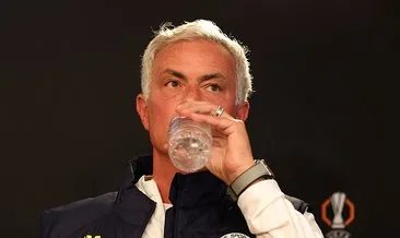 Mourinho, Oosterwolde için kötü haberi verdi! Basına kadro göndermesi