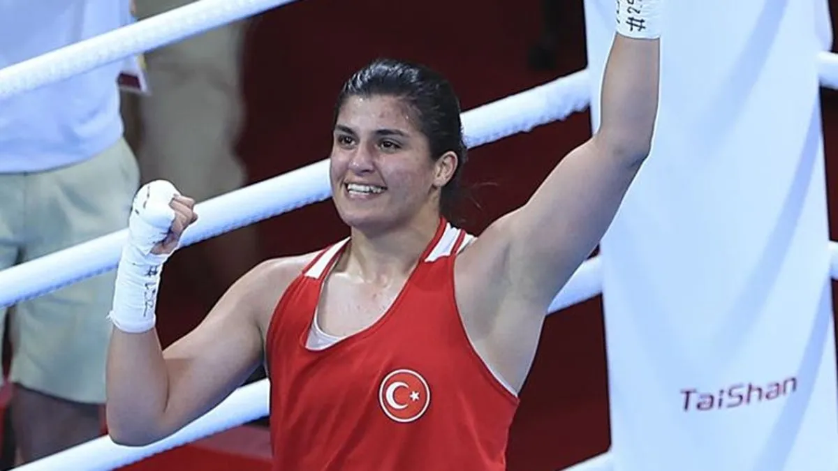 Busenaz Sürmeneli, Dünya Boks Şampiyonası’nda çeyrek finalde Busenaz Sürmeneli, Dünya Boks Şampiyonası’nda çeyrek finalde