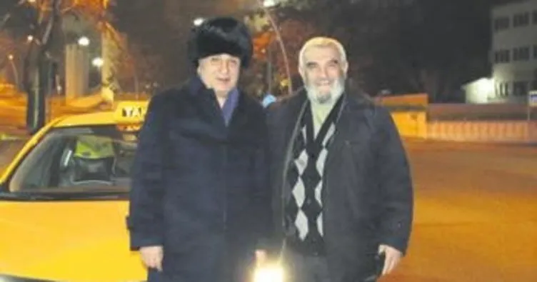 Başkan Altınok taksiyle tur attı