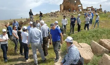 Mithras etkisi onları da sardı