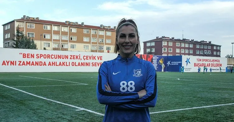Galatasaray kadın futbol takımını duyurmaya hazırlanıyor! Teknik direktörü...