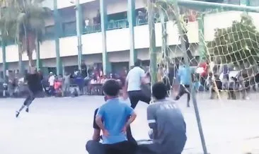 Çocuklar oynarken bomba yağdırdılar