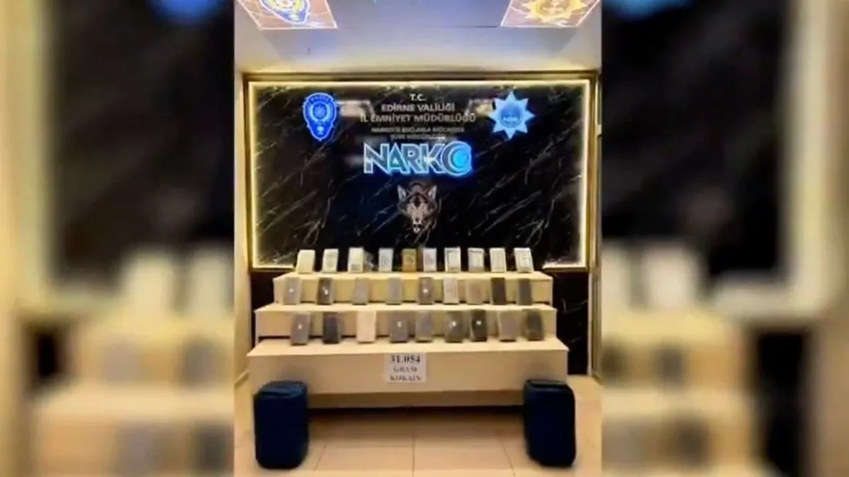 Edirne’de uyuşturucuya yönelik operasyon! 31 kilogram kokain ele geçirildi Edirne’de uyuşturucuya yönelik operasyon! 31 kilogram kokain ele geçirildi