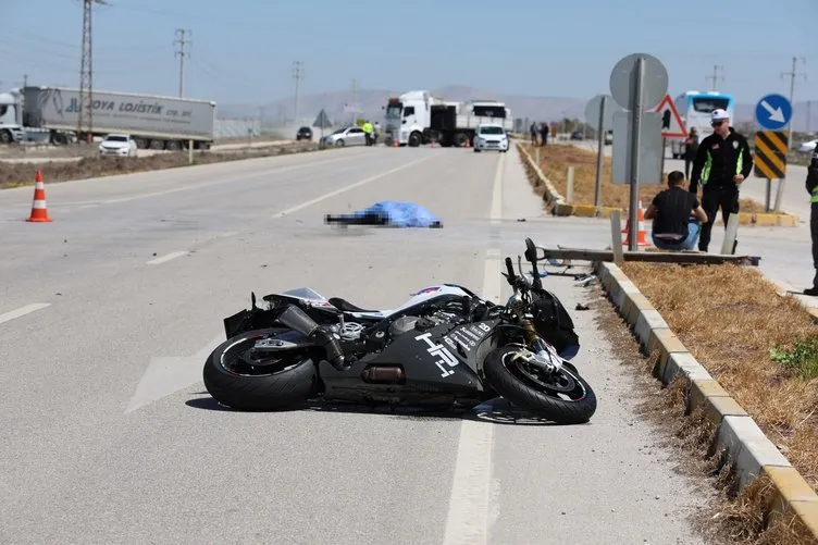 Konya’da U dönüşü faciası! TIR’a çarpan motosiklet sürücüsünden acı haber!