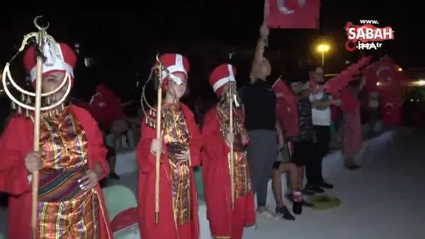Kadın mehteranlardan Filenin Sultanları'na marşlı destek | Video