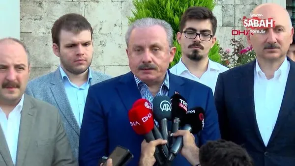 TBMM Başkanı Şentop ve bakanlar, bayram namazını Ayasofya Camii'nde kıldı | Video