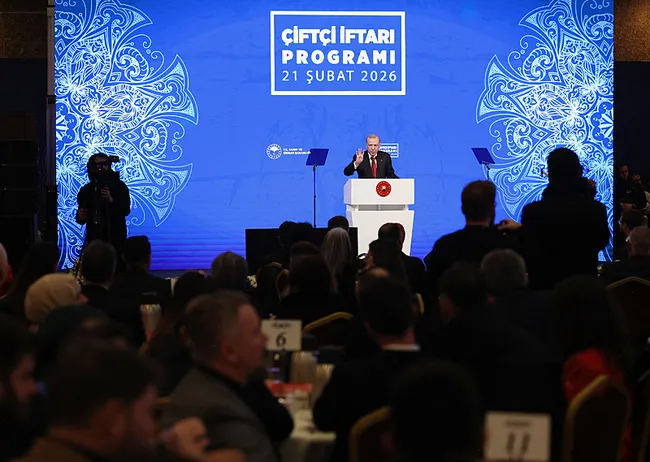 son-dakika-baskan-erdogandan-ciftcilere-mujde-faizsiz-kredi-ve-150-bin-kucukbas-hayvan-projelerini-duyurdu-1771698110199.jpeg SON DAKİKA | Başkan Erdoğan'dan çiftçilere müjde! Faizsiz kredi ve 150 bin küçükbaş hayvan projelerini duyurdu