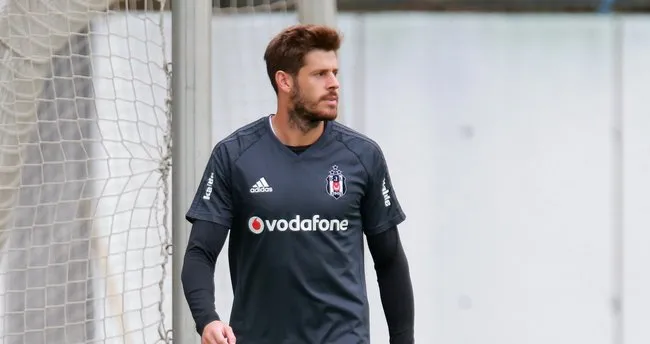 Eski yıldız mesaj yolladı! 'Beni alın'
