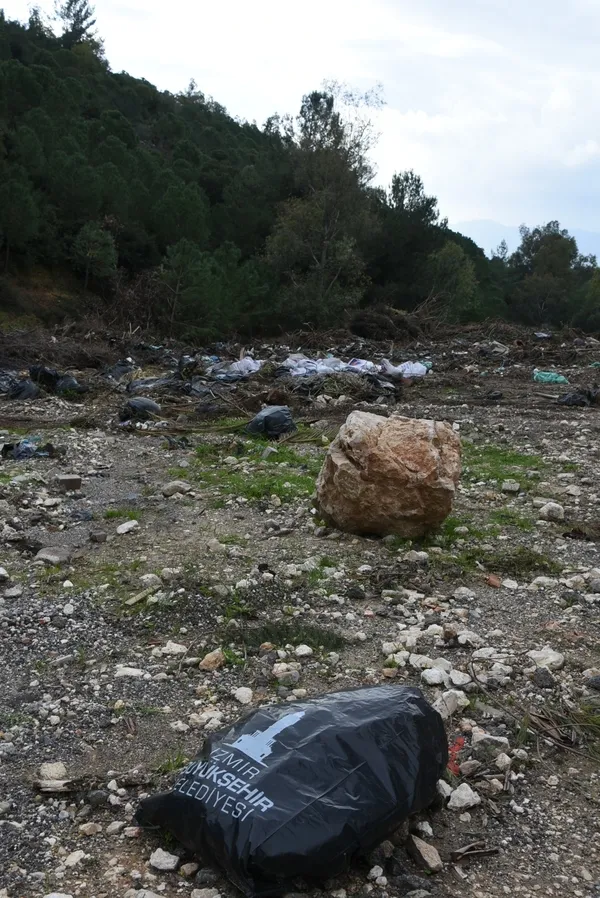 izmir-buyuksehirden-baris-mancoya-buyuk-saygisizlik-1704528659928.jpg