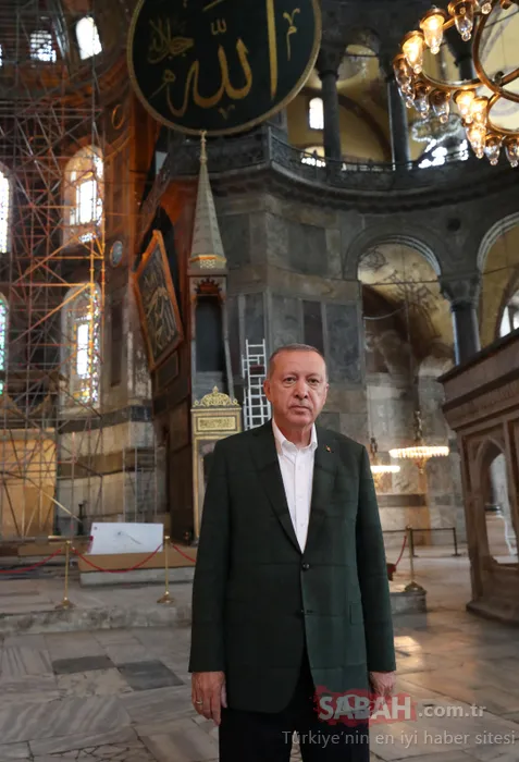 Εικόνες της τελευταίας στιγμής και όλες οι εξελίξεις από την Αγία Σοφία που προετοιμάστηκαν για την προσευχή της Παρασκευής