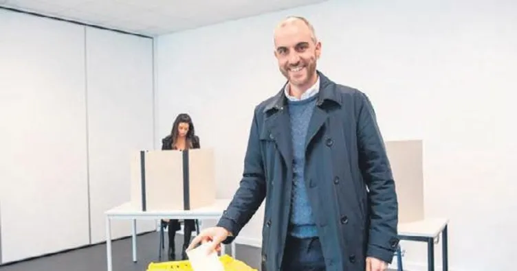 Türk kökenli Onay seçimde tarih yazdı