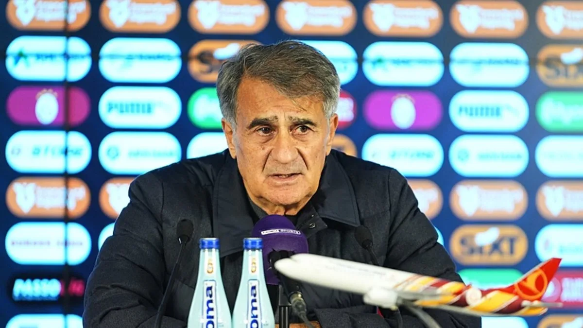 Şenol Güneş: “Son dakika böyle bir gol yemek bizim için ağır oldu” Şenol Güneş: “Son dakika böyle bir gol yemek bizim için ağır oldu”