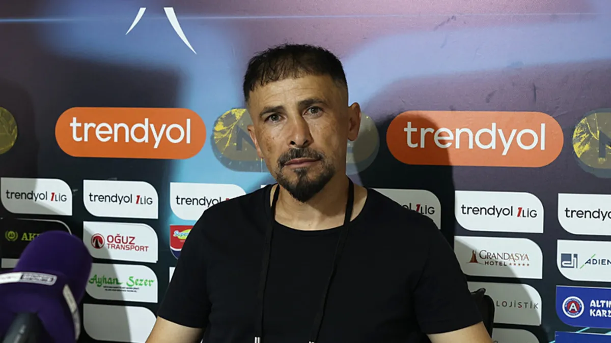 Ertuğrul Arslan: Keyif veren bir Bandırmaspor seyrettirmek istiyoruz! Ertuğrul Arslan: Keyif veren bir Bandırmaspor seyrettirmek istiyoruz!
