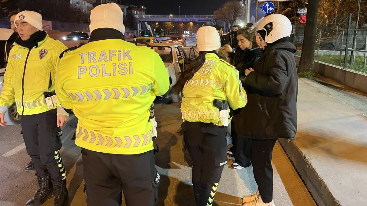 İstanbul Emniyet Müdürü Yıldız, Bahçelievler'de asayiş uygulamasını yerinde denetledi