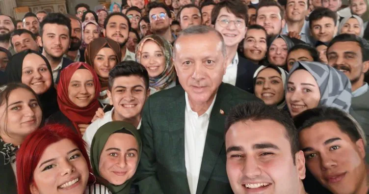 Başkan Erdoğan’dan gençlere mesaj: Sizlerle gurur duyuyorum