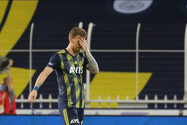 Fenerbahçeli yıldıza şok sözler! Büyük takım topçusu değil