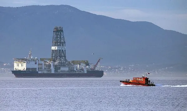 'Türkiye'nin ilk sondaj gemisi' Marmara Denizi'ne geldi