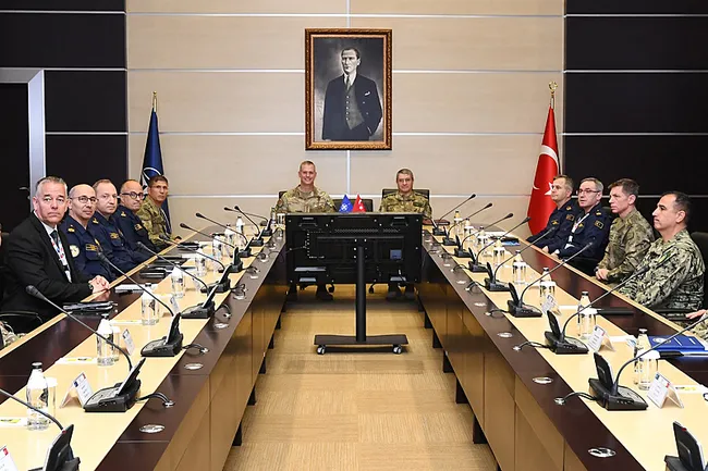 genelkurmay-baskani-nato-avrupa-muttefik-yuksek-komutani-ile-gorustu-1788972968893.jpeg