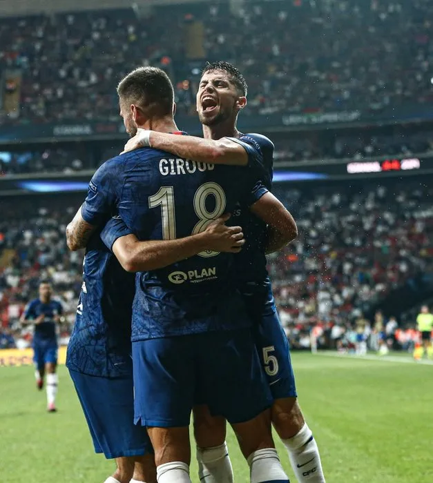 İşte Liverpool ve Chelsea arasında oynanan Süper Kupa finalinden kareler