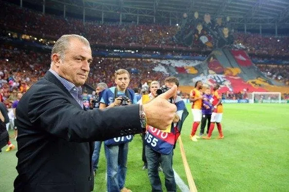 Galatasaray’da neden her yol Fatih Terim’e çıkıyor?