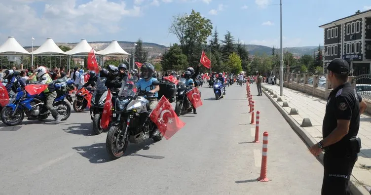 Demiratlı sipahilerden Saygı Sürüşü