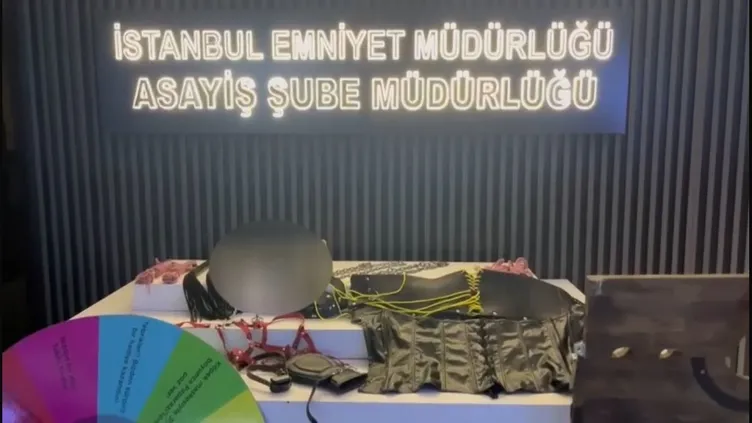 SON DAKİKA… İstanbul Kadıköy’de kafesli kırbaçlı sapkın parti: Adreste ele geçirilenler şaşkına çevirdi!