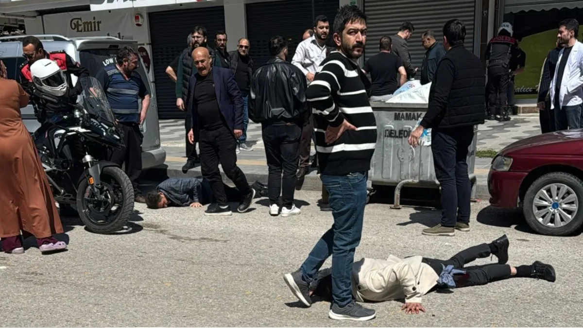 Ankara’da aile içi tartışma kanlı bitti: 2 yaralı, 1 gözaltı Ankara’da aile içi tartışma kanlı bitti: 2 yaralı, 1 gözaltı