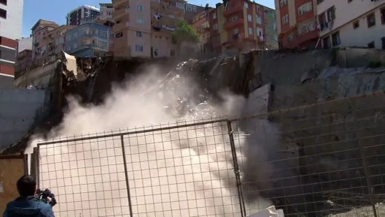 Son dakika: İstanbul’da bir bina çöktü